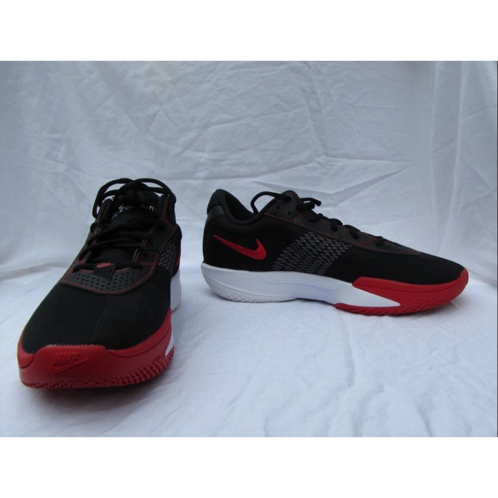 Nike Air Zoom GT Cut Basketball Shoes Men‎ US11 Black Red Mesh Upper
